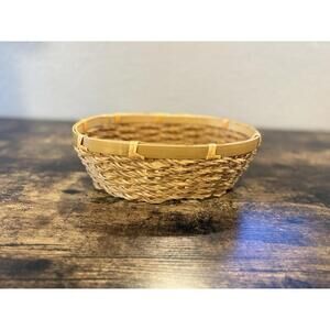 Small Woven Basket Bamboo Wicker Bowl Rustic Farmhouse Decor Centerpiece 9”￼